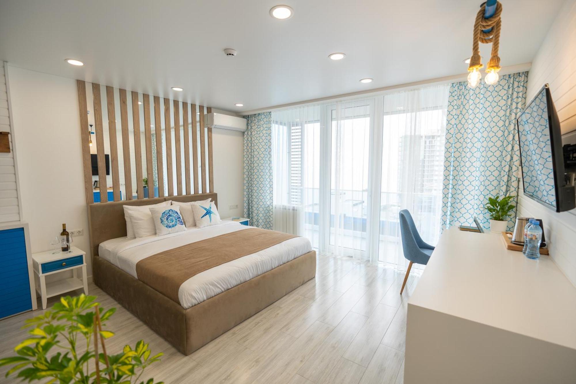 Seagull Beachfront Boutique Hotel 5*