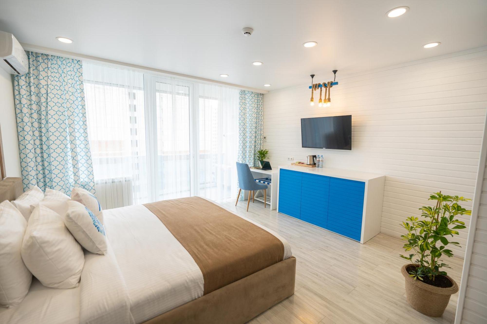 Seagull Beachfront Boutique Hotel 5*